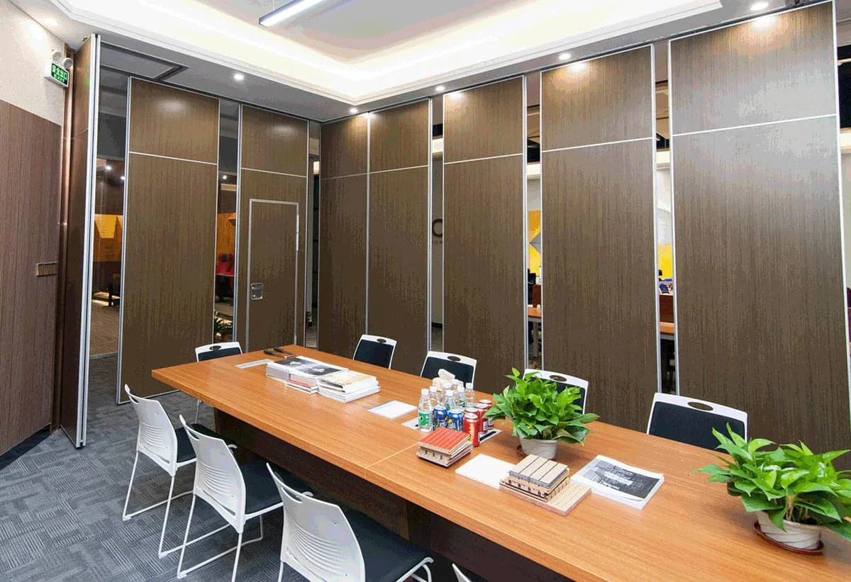 Classic Manual Operable Partition